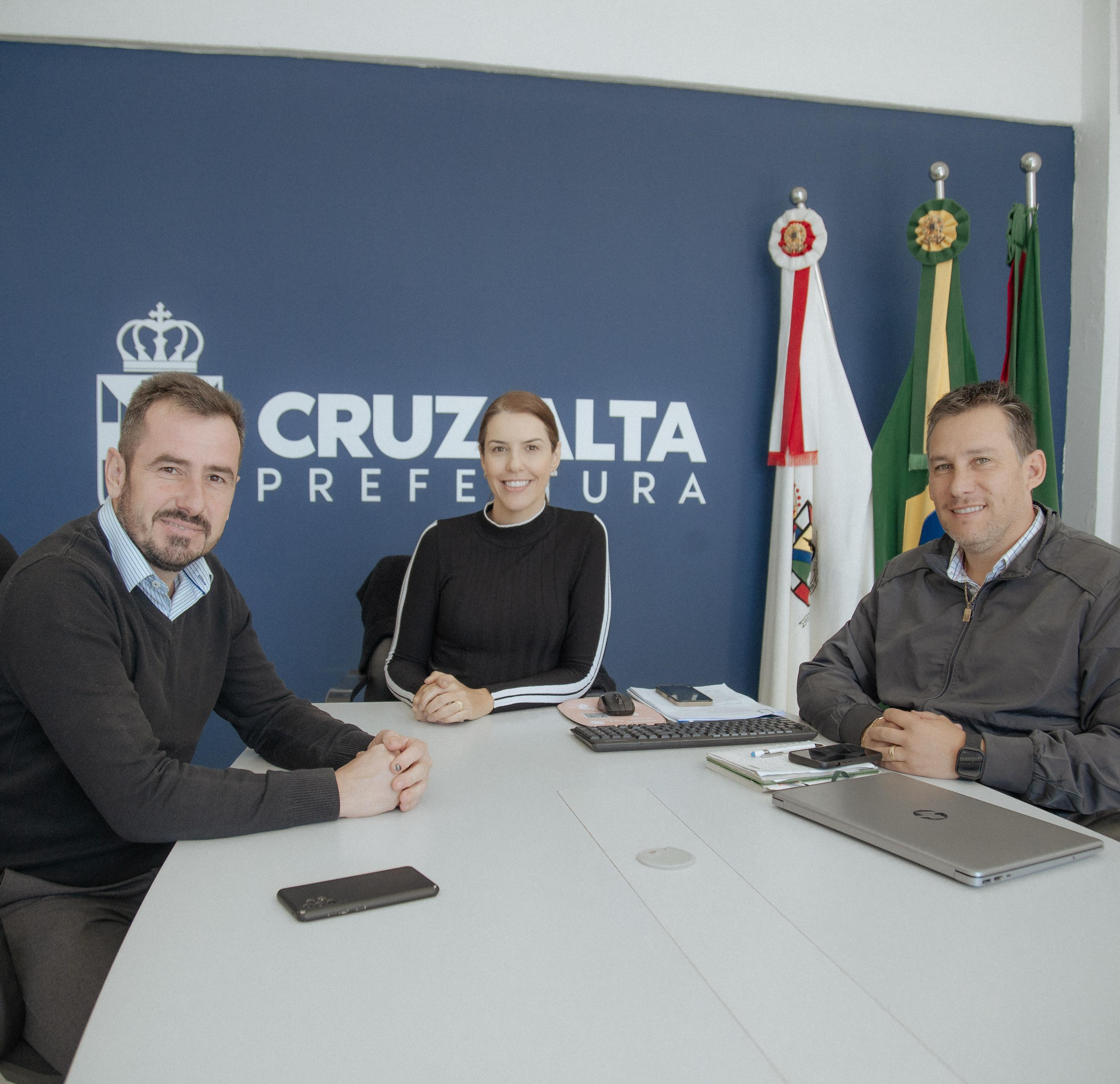 AMAJA discute gastos em saúde com a Prefeita de Cruz Alta