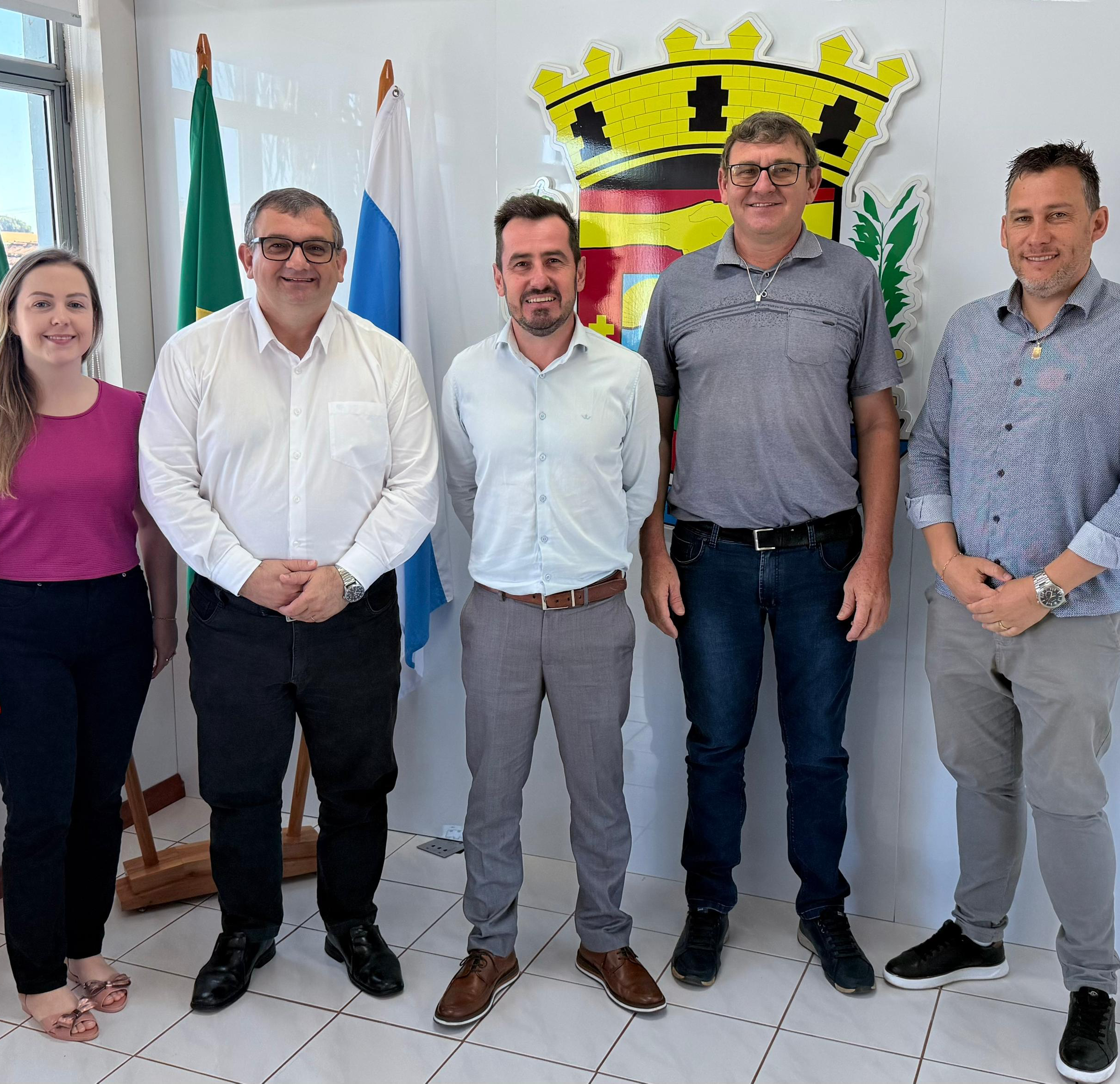 Reunião define detalhes do encerramento anual da AMAJA durante a 17ª Expoquinze